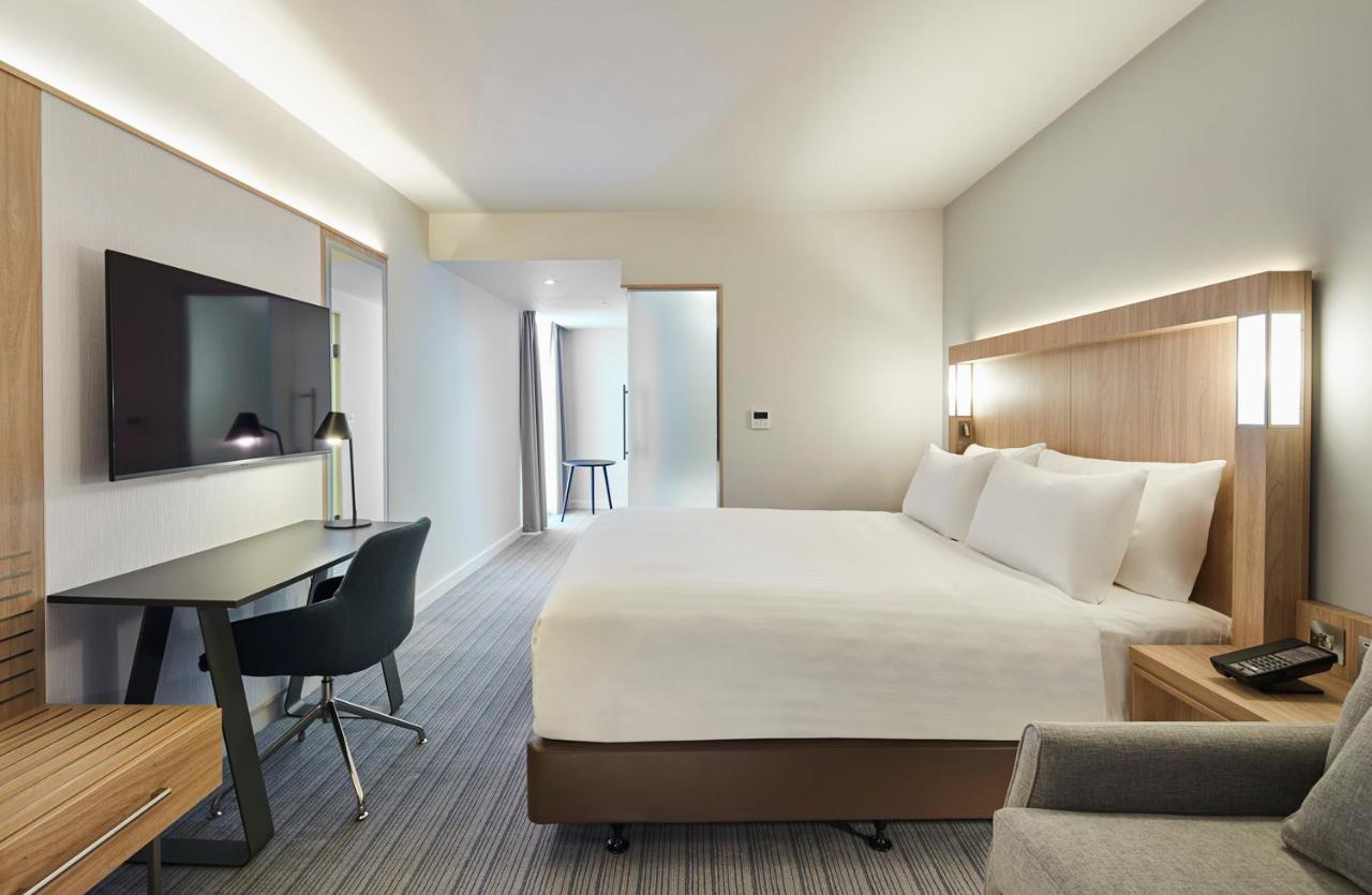 Courtyard By Marriott Stoke On Trent Staffordshire Hotel Bagian luar foto